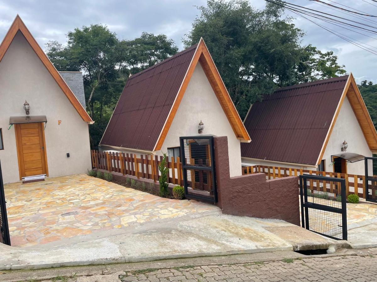 Villa Italia Chale Santo Antônio do Pinhal Exteriör bild